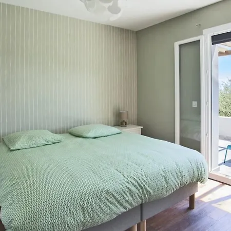 Le Corps De Garde Villa