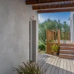 Le Corps De Garde