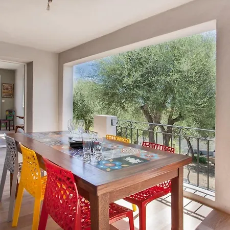 Le Corps De Garde With Swimming-pool And Garden Of 1200m2 *