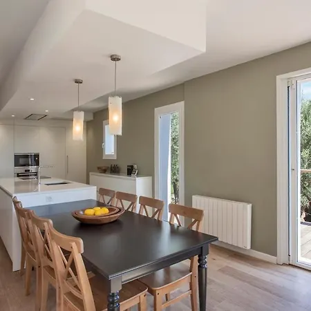 Le Corps De Garde With Swimming-pool And Garden Of 1200m2 * Furiani