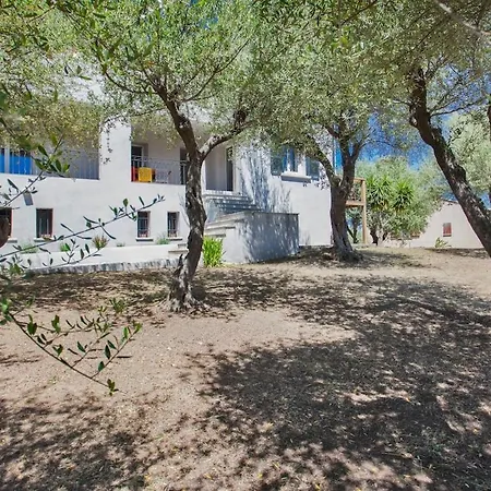 Le Corps De Garde With Swimming-pool And Garden Of 1200m2