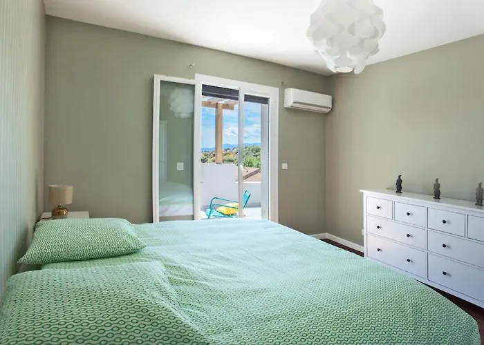 Le Corps De Garde Вилла *