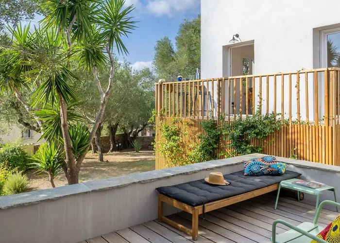 Вилла Le Corps De Garde *