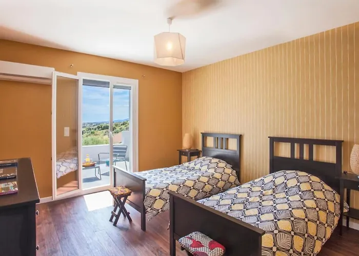 Le Corps De Garde Вилла *